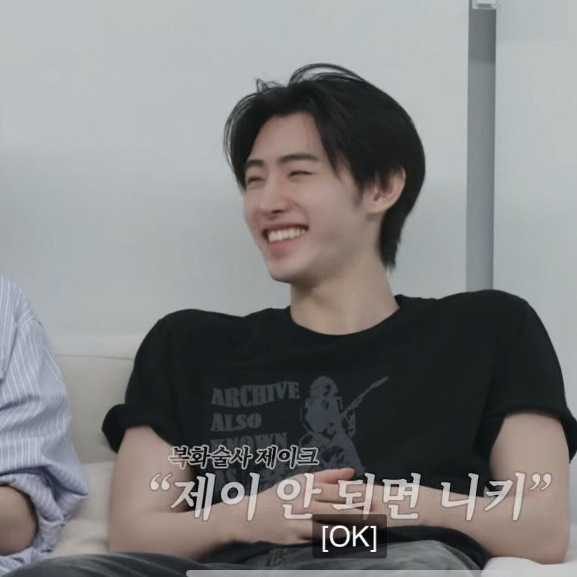 成訓 (ENHYPEN)的最新活動照片