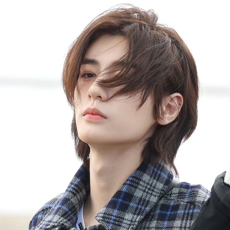 A moment captured by Leehan (BOYNEXTDOOR)'s fan