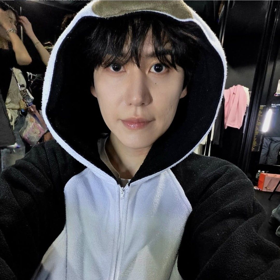 Behind-the-scenes cut of Kyuhyun (Super Junior)