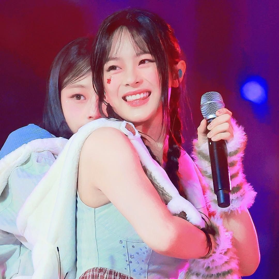 Latest photo of NewJeans