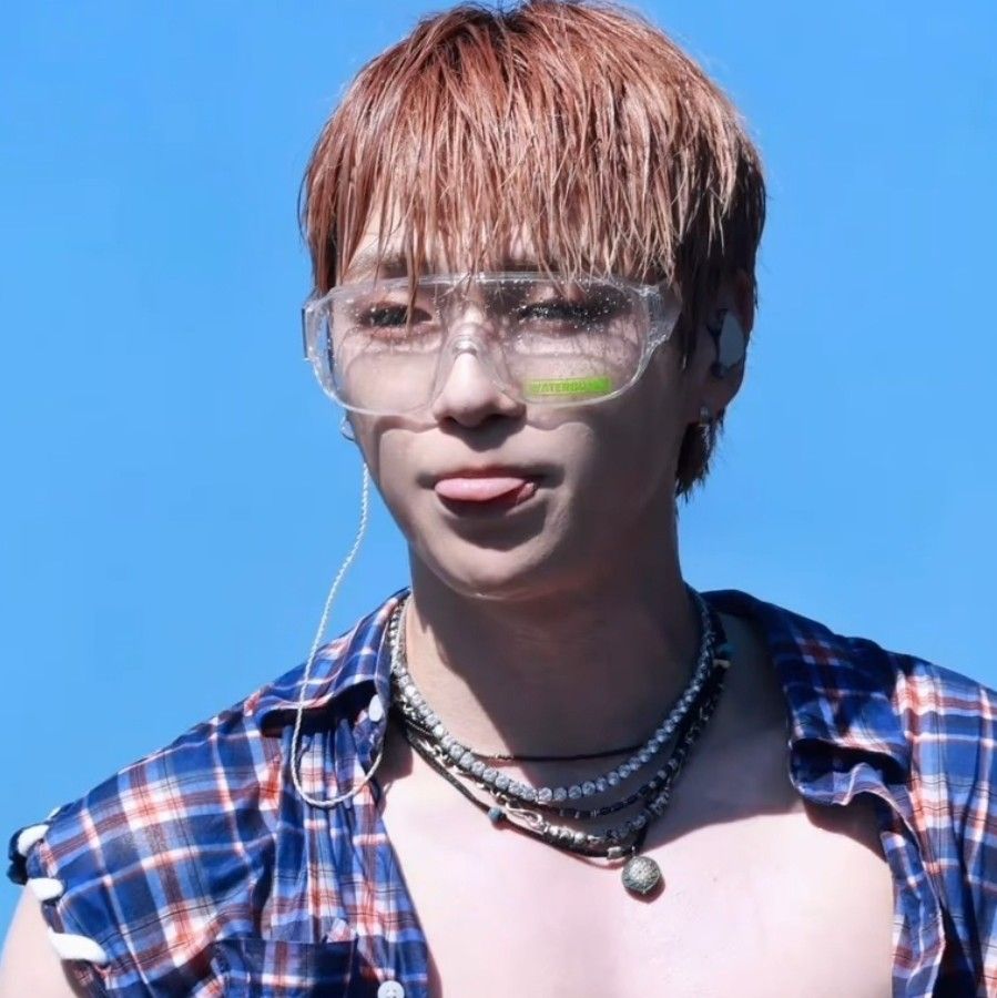 Recent activity shot of Kang Daniel