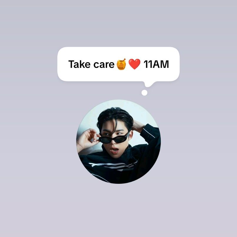 A moment captured by Wow (A.C.E)'s fan