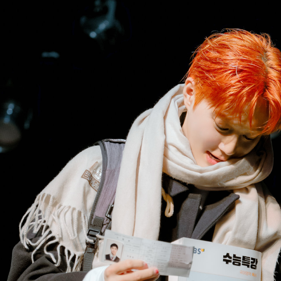 Behind-the-scenes cut of Suho (EXO)