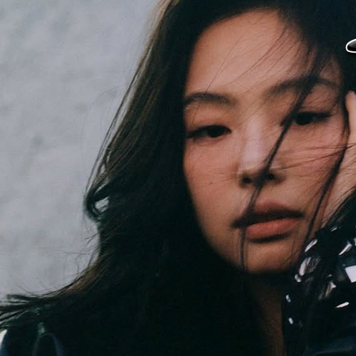 Jennie (BLACKPINK)粉丝拍下的瞬间