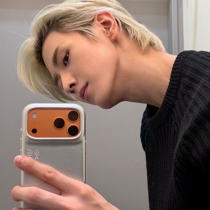 Latest photo of Yonghee (CIX)