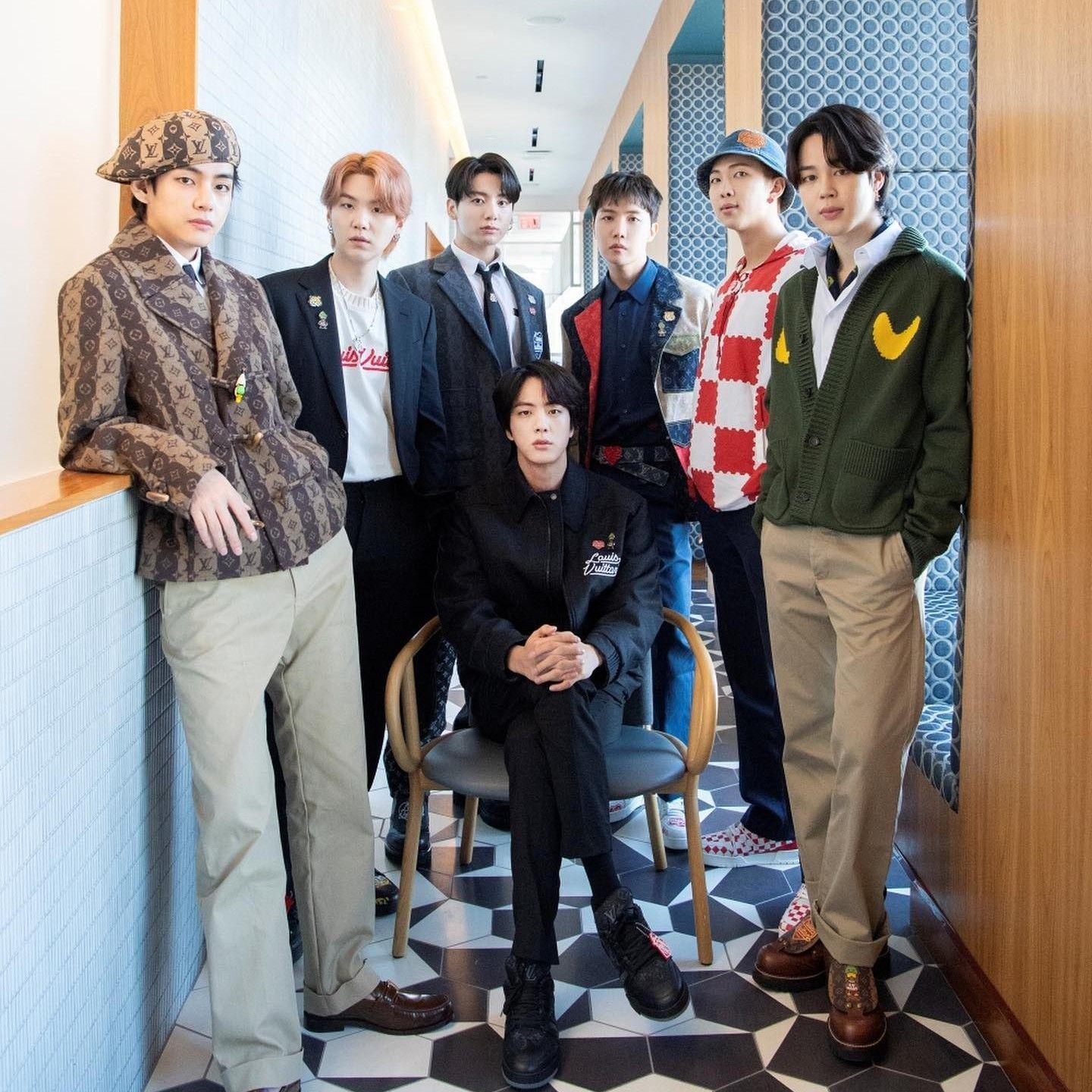 Foto aktivitas terbaru BTS