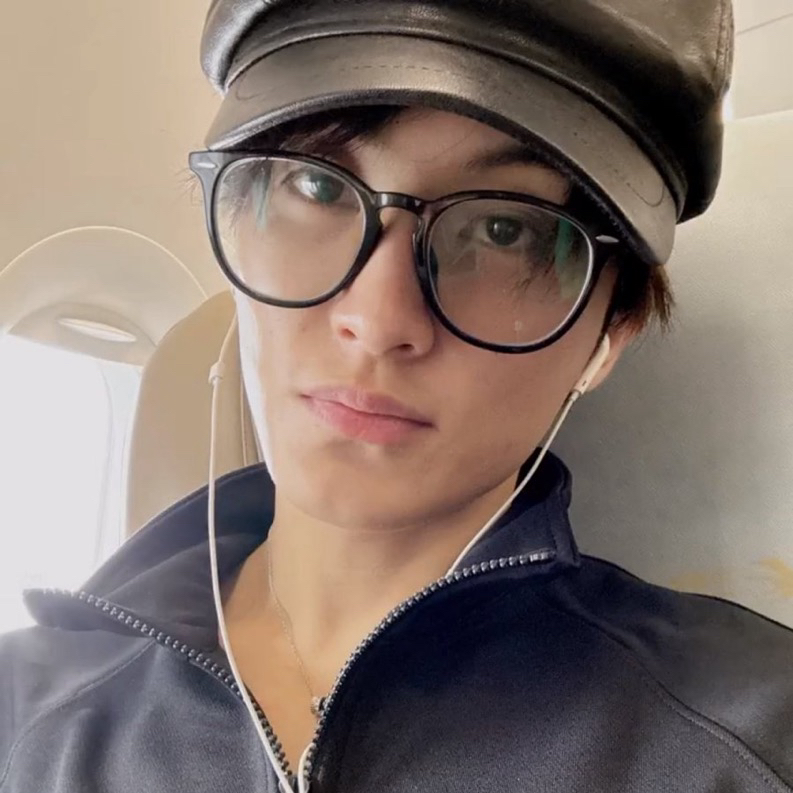 A moment captured by Mark (NCT 127, NCT DREAM)'s fan