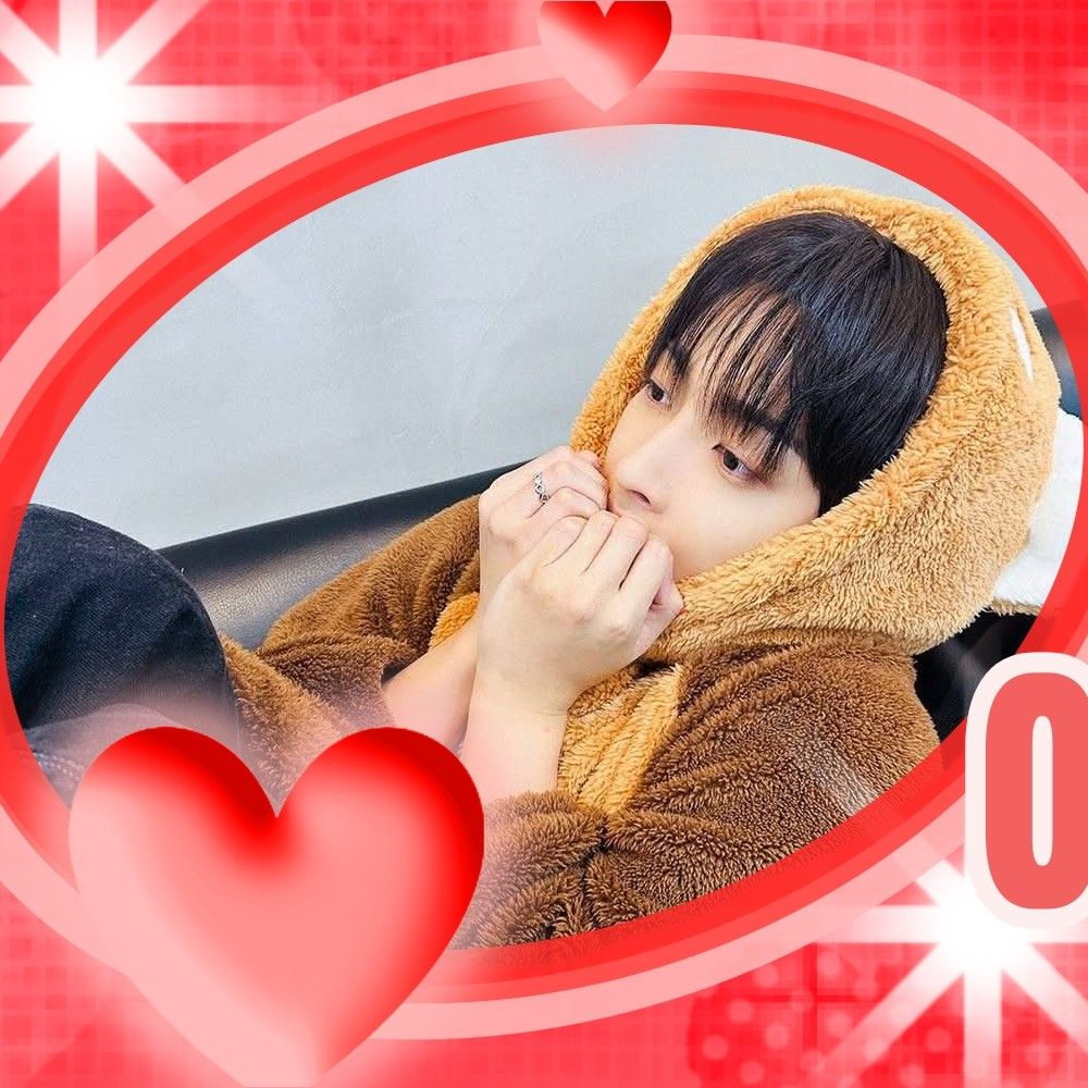 Recent activity shot of Hongjoong (ATEEZ)