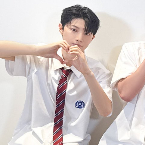 Recent activity shot of Hyunwoo (Xikers)