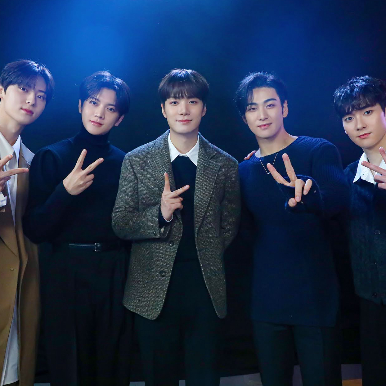 A moment captured by NU'EST's fan