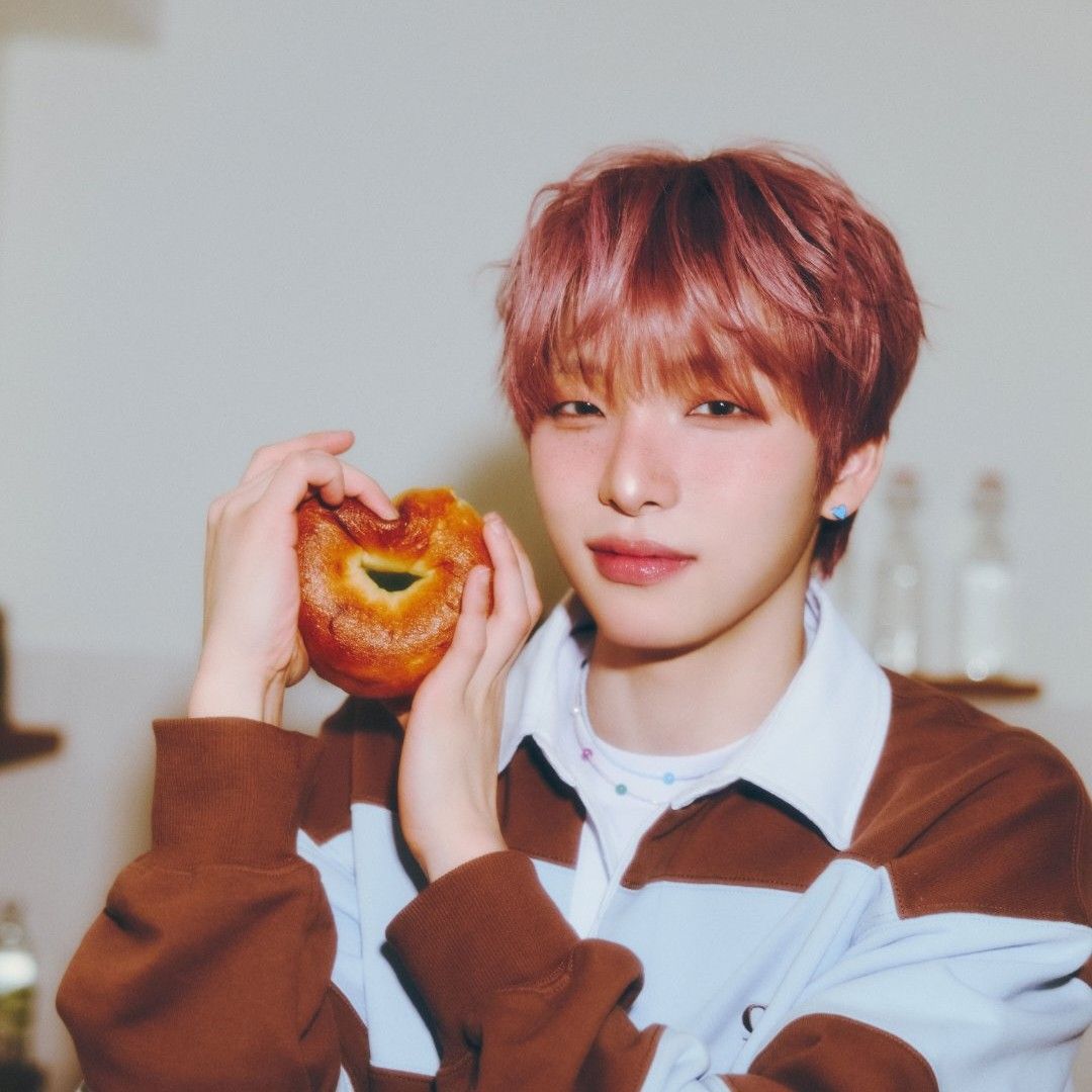 Behind-the-scenes cut of Seoho (ONEUS)