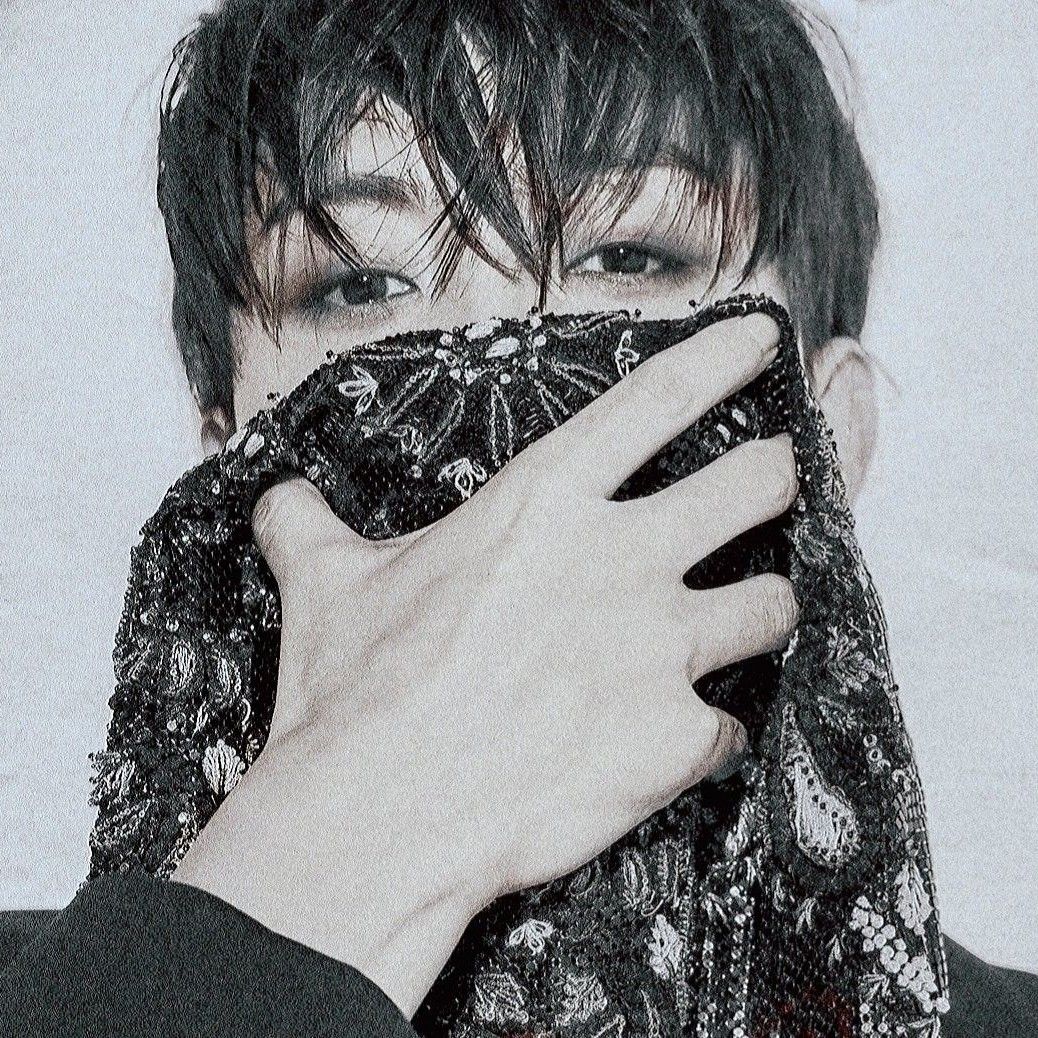 Recent activity shot of Eun Jiwon (SECHSKIES)
