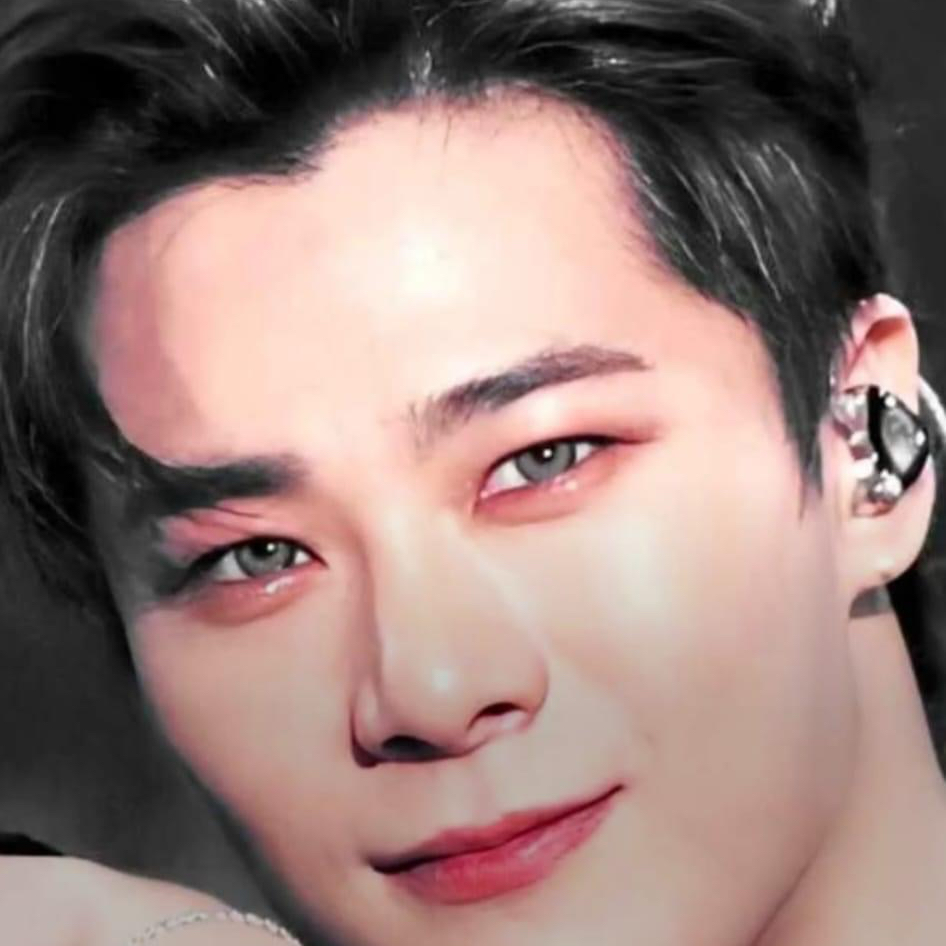 A moment captured by Moonbin (ASTRO)'s fan