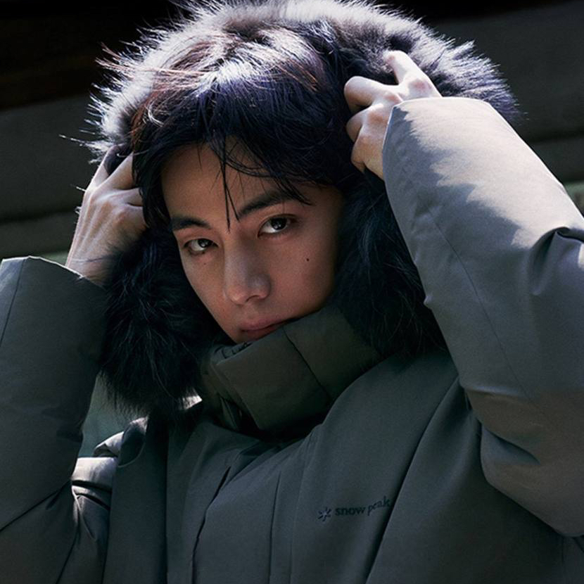 A moment captured by V (BTS)'s fan