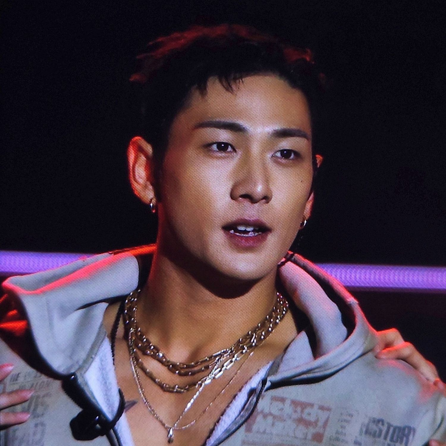A moment captured by Baekho's fan