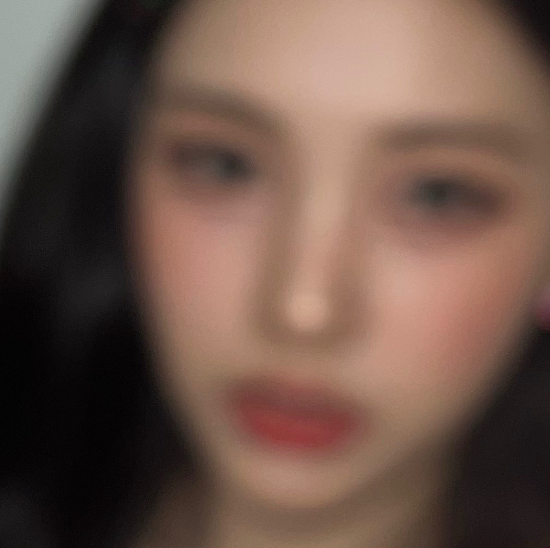 Latest photo of Yihyun (Baby DONT Cry)