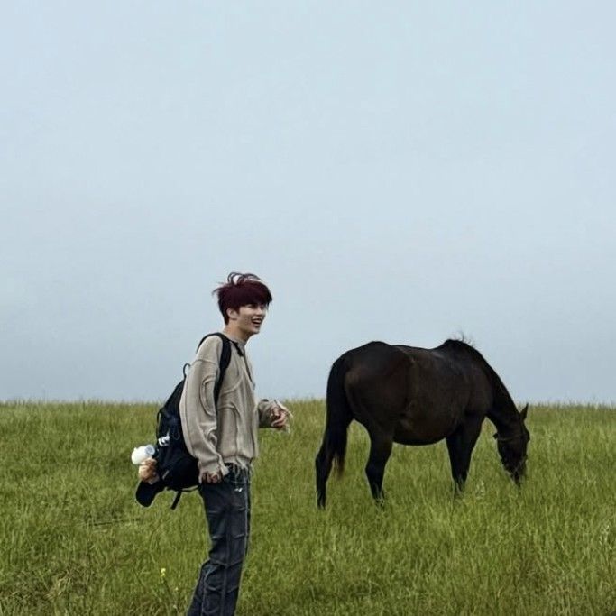 Behind-the-scenes cut of Park Gunwook (ZEROBASEONE)