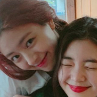 ユナ (ITZY)の舞台裏ショット