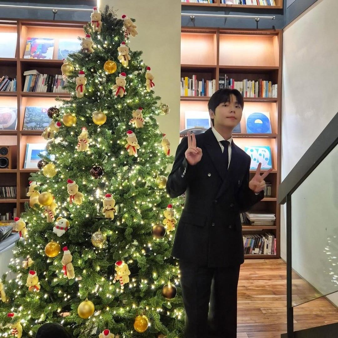 Latest photo of Jung Seunghwan