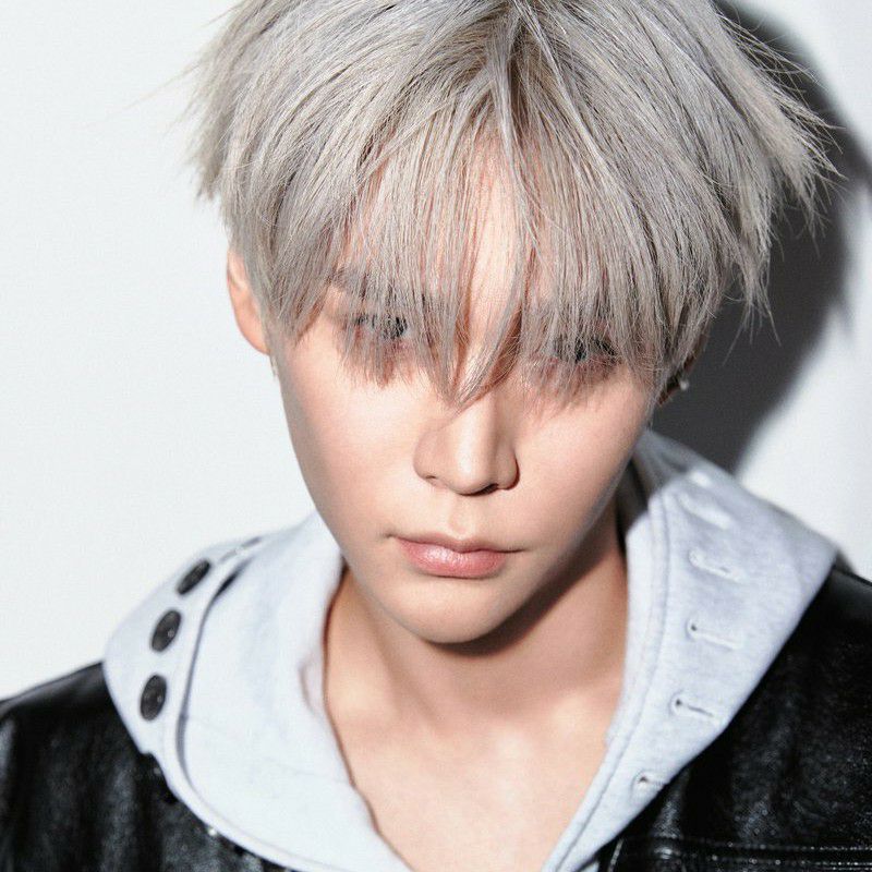 Recent activity shot of Eunseok (RIIZE)