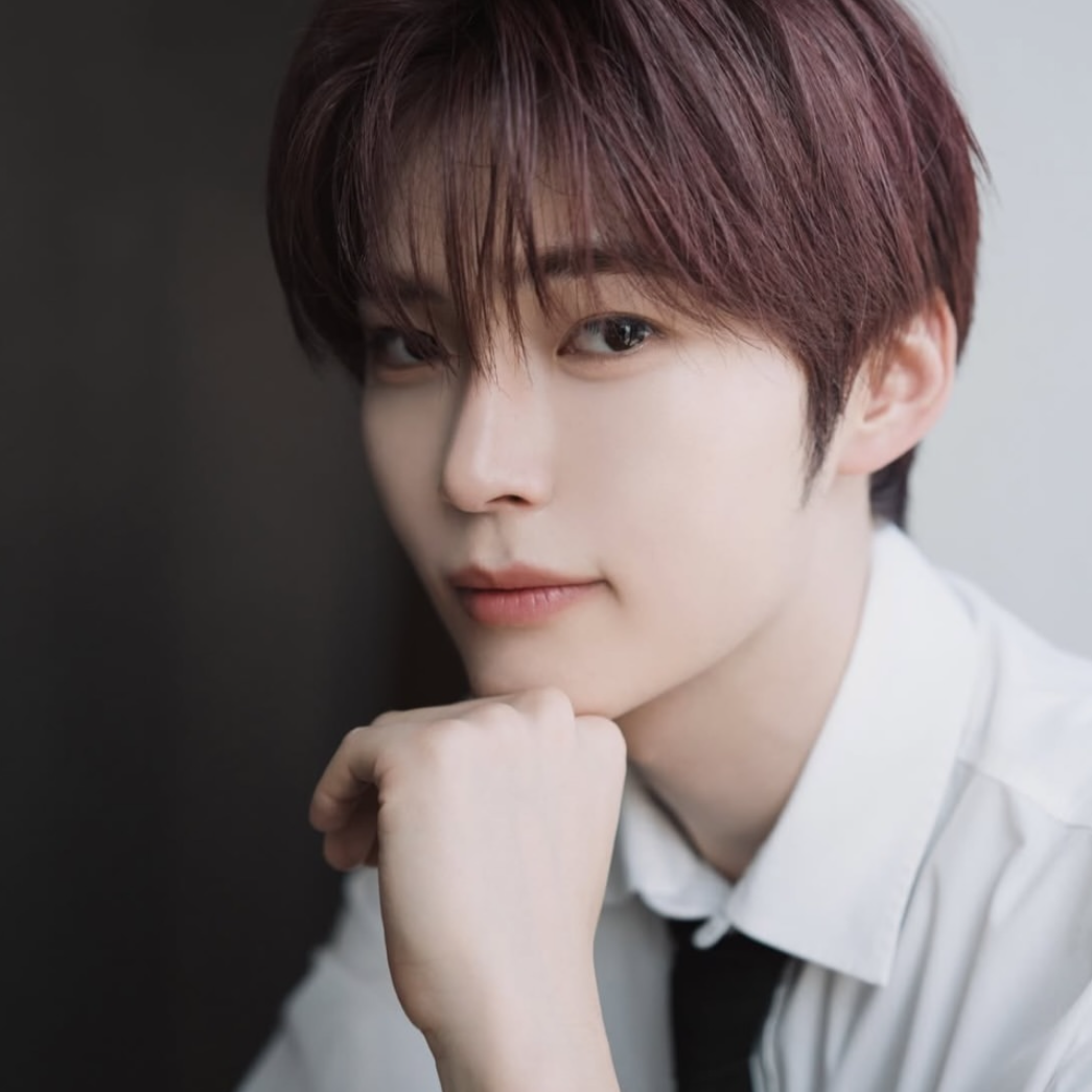 成韩彬 (ZEROBASEONE)粉丝拍下的瞬间