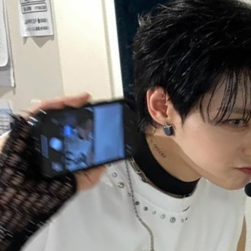Recent activity shot of Hwanwoong (ONEUS)