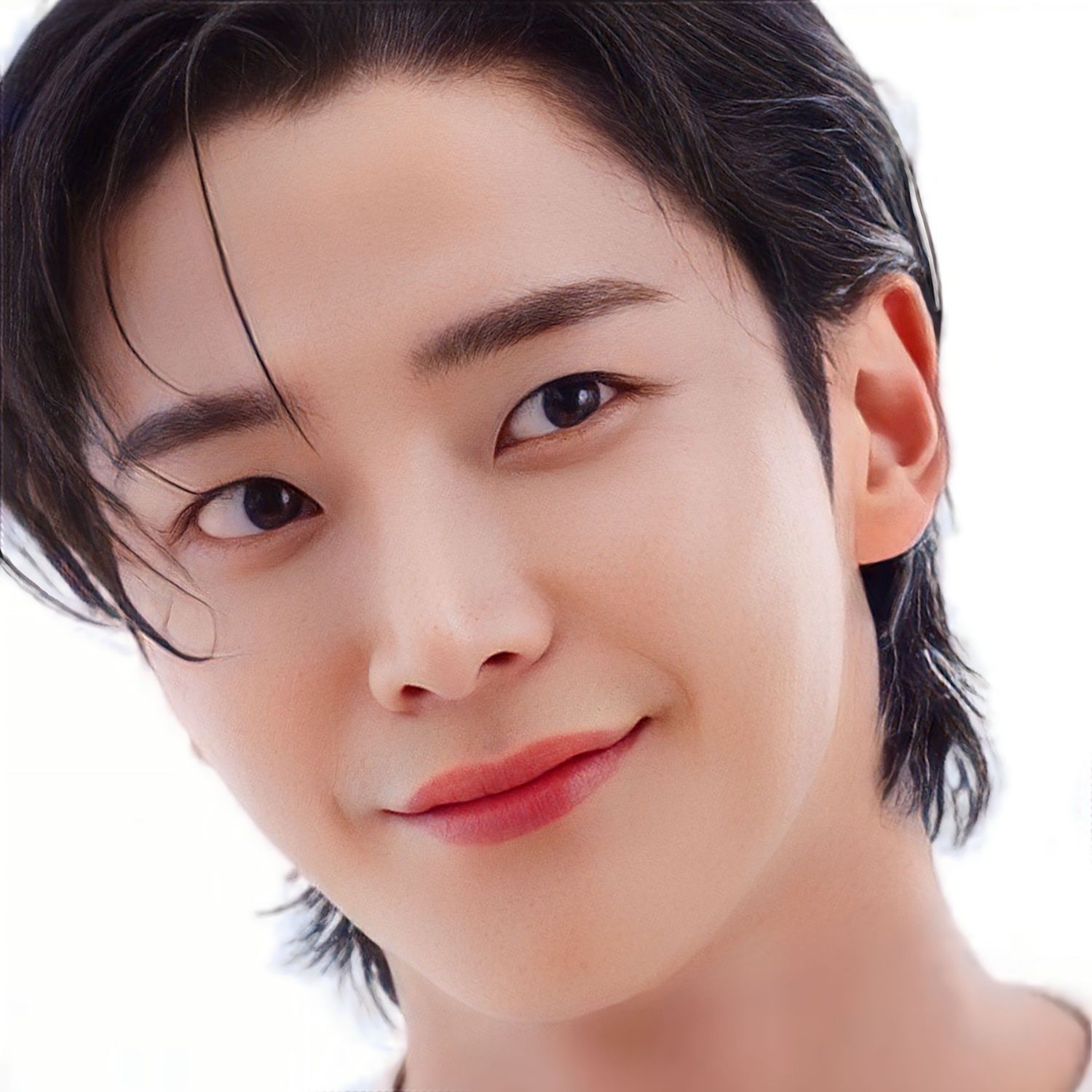 Recent activity shot of Rowoon