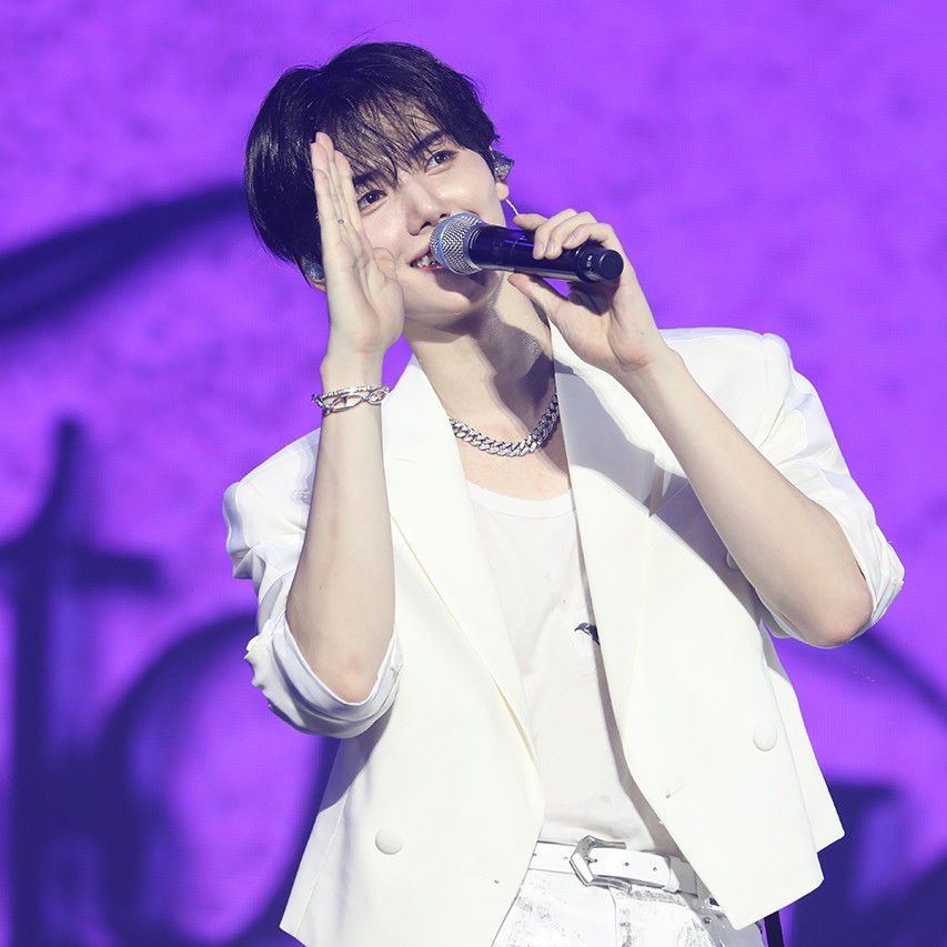 Recent activity shot of Minhee (CRAVITY)