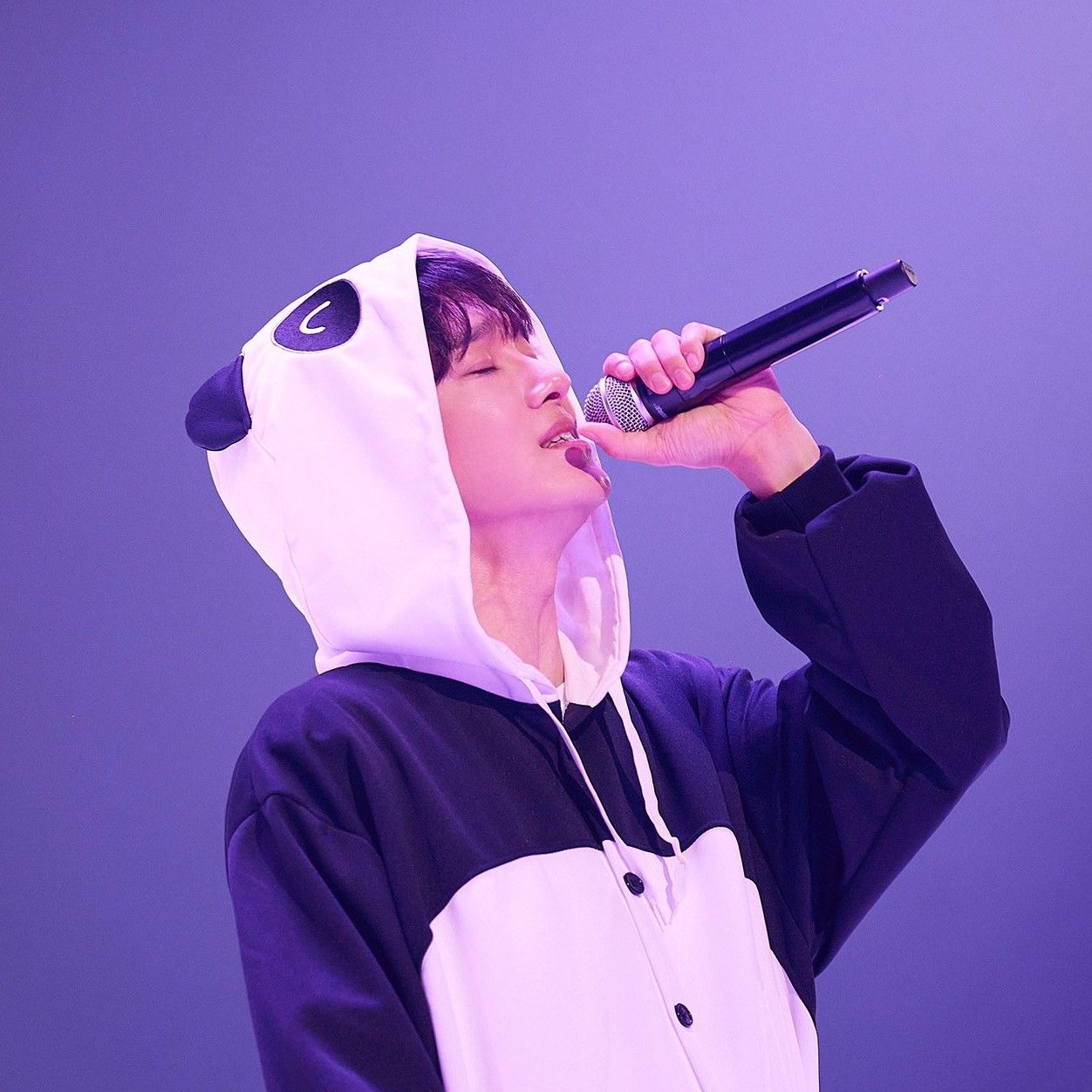 Recent activity shot of Chen (EXO)