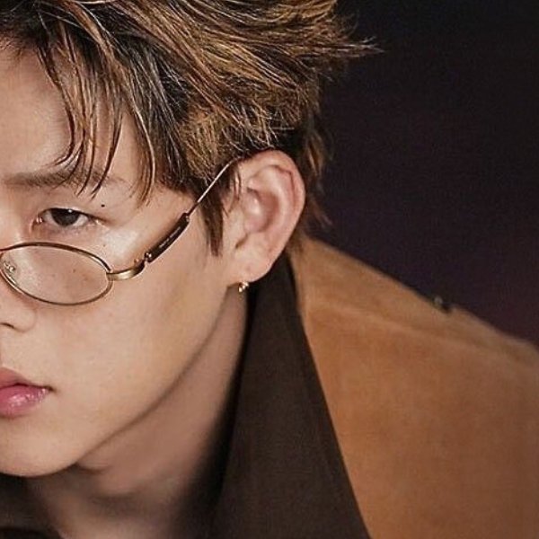 周宪 (MONSTA X)的最新活动照片