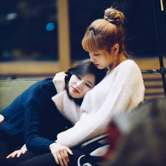 Momo (TWICE)的最新活動照片