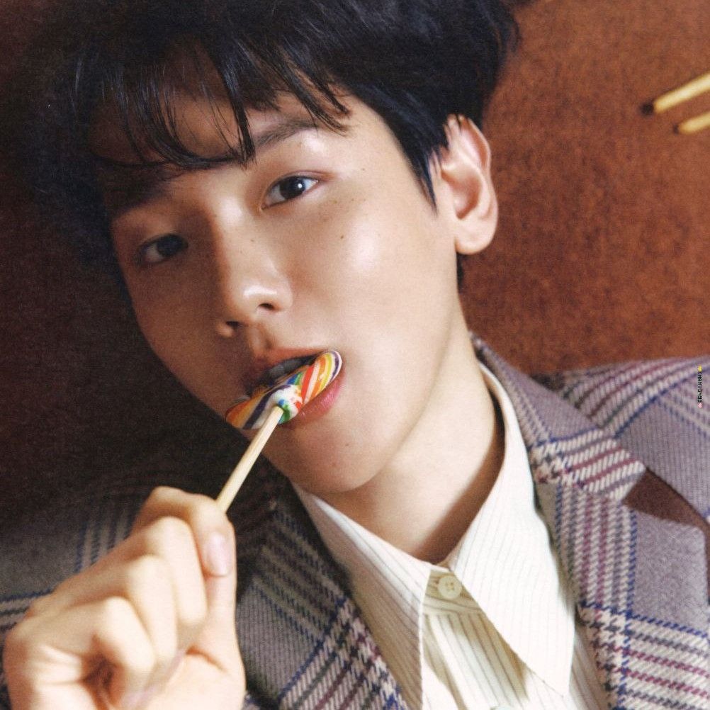 Foto aktivitas terbaru Baekhyun (EXO)