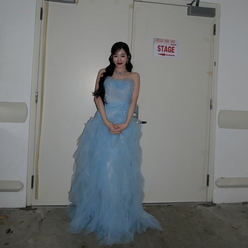 Behind-the-scenes cut of Tiffany Young (Girls' Generation)