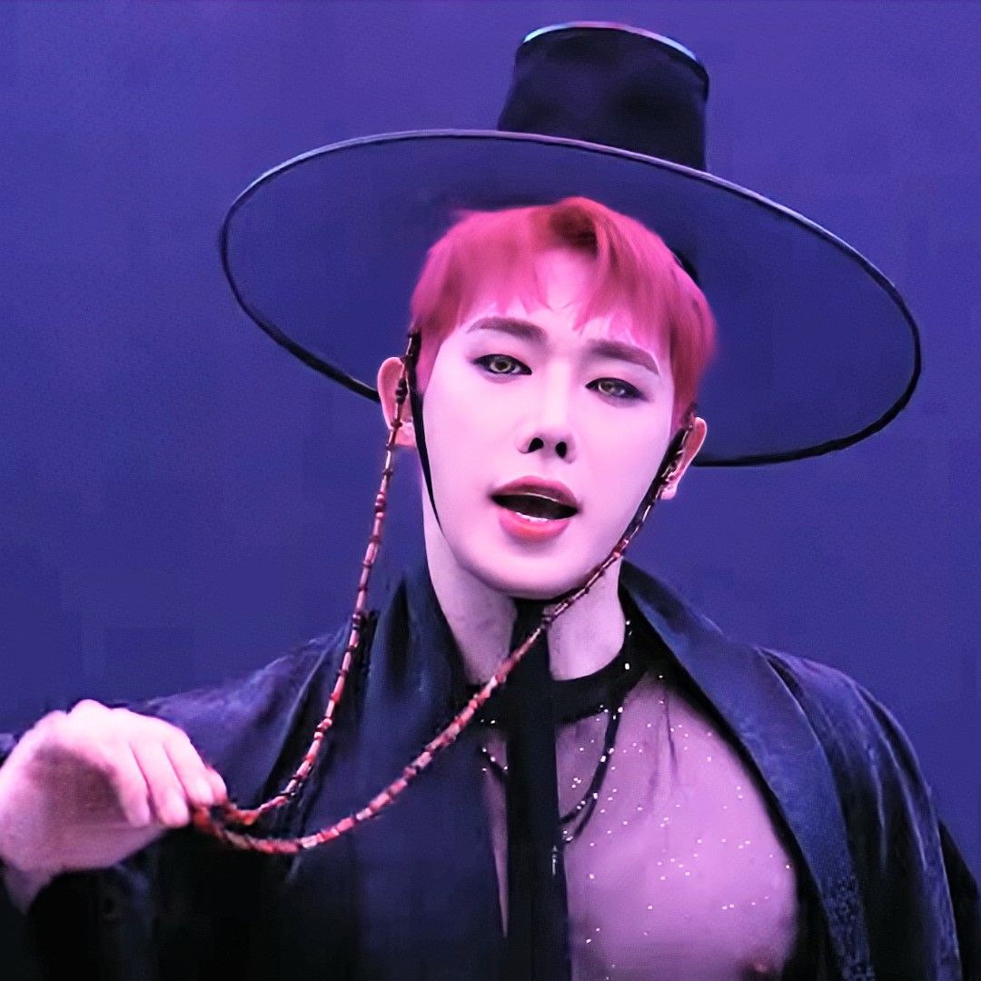 Recent activity shot of Wonho