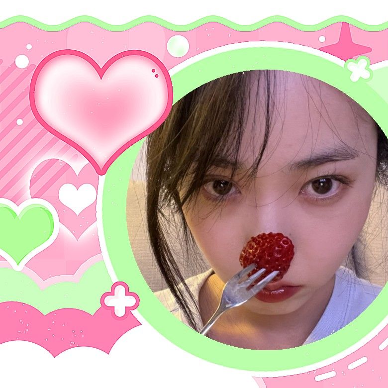 シンビ (GFRIEND, VIVIZ)の最新写真