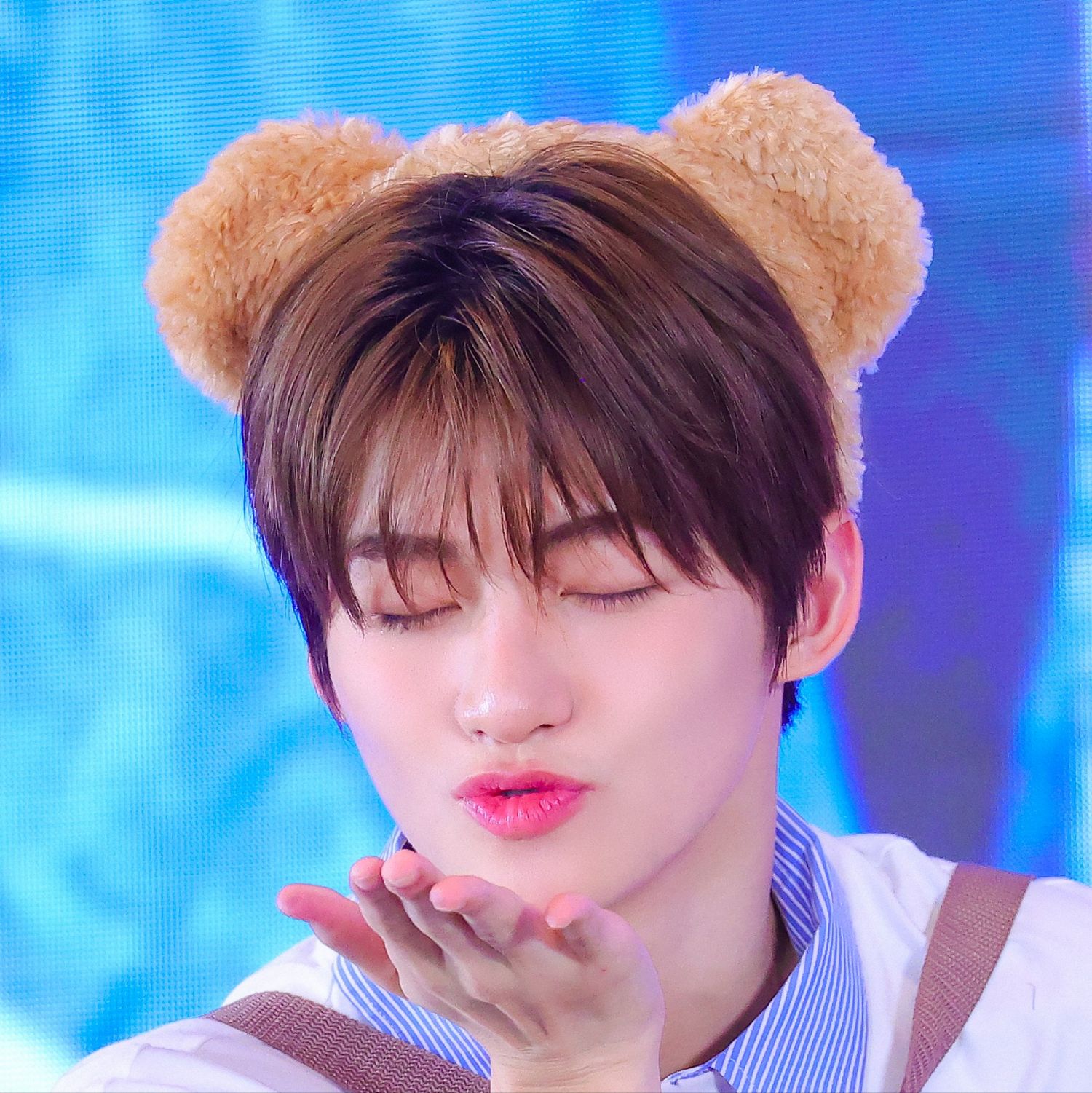 Recent activity shot of Jihoon (TWS)