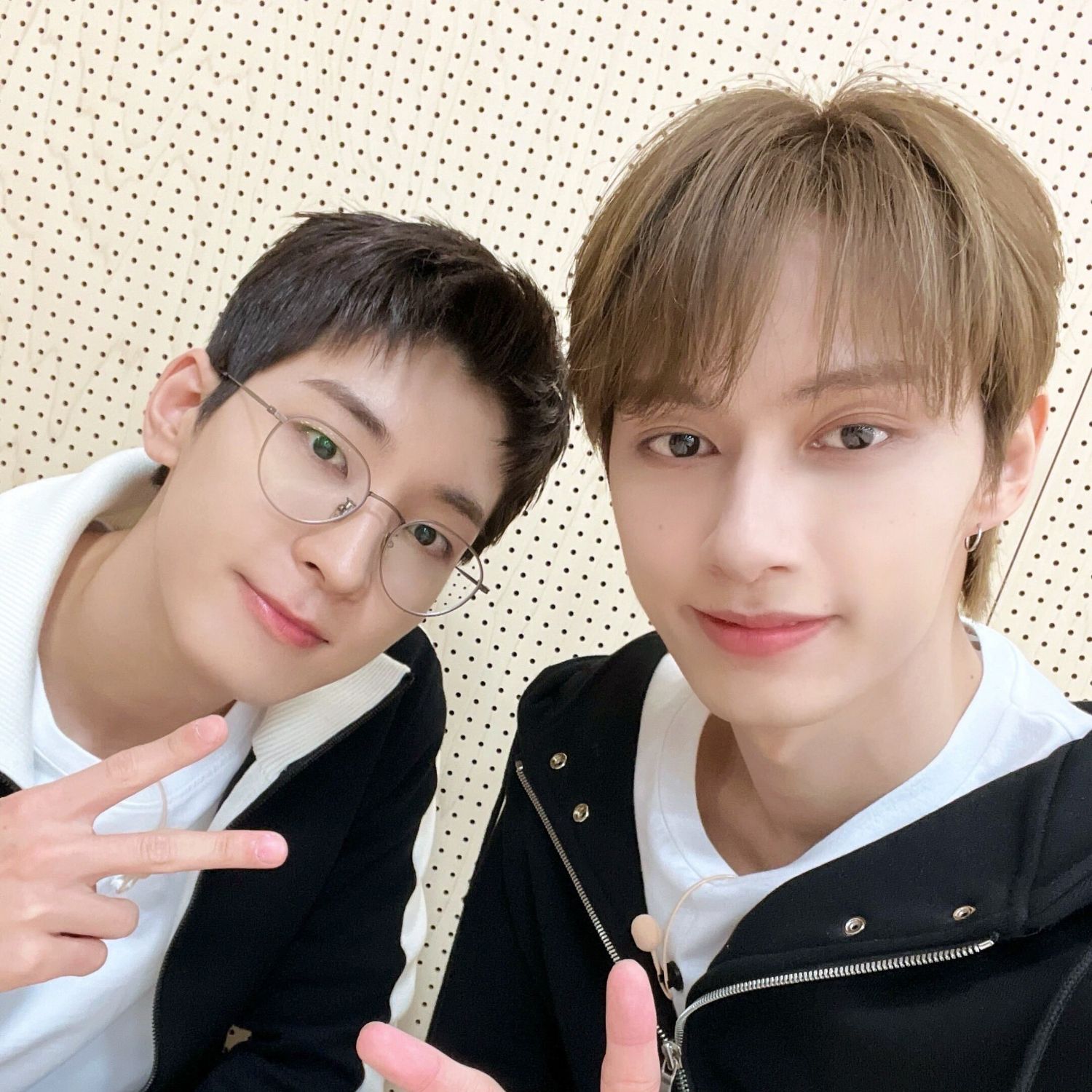 Latest photo of Jun (SEVENTEEN)