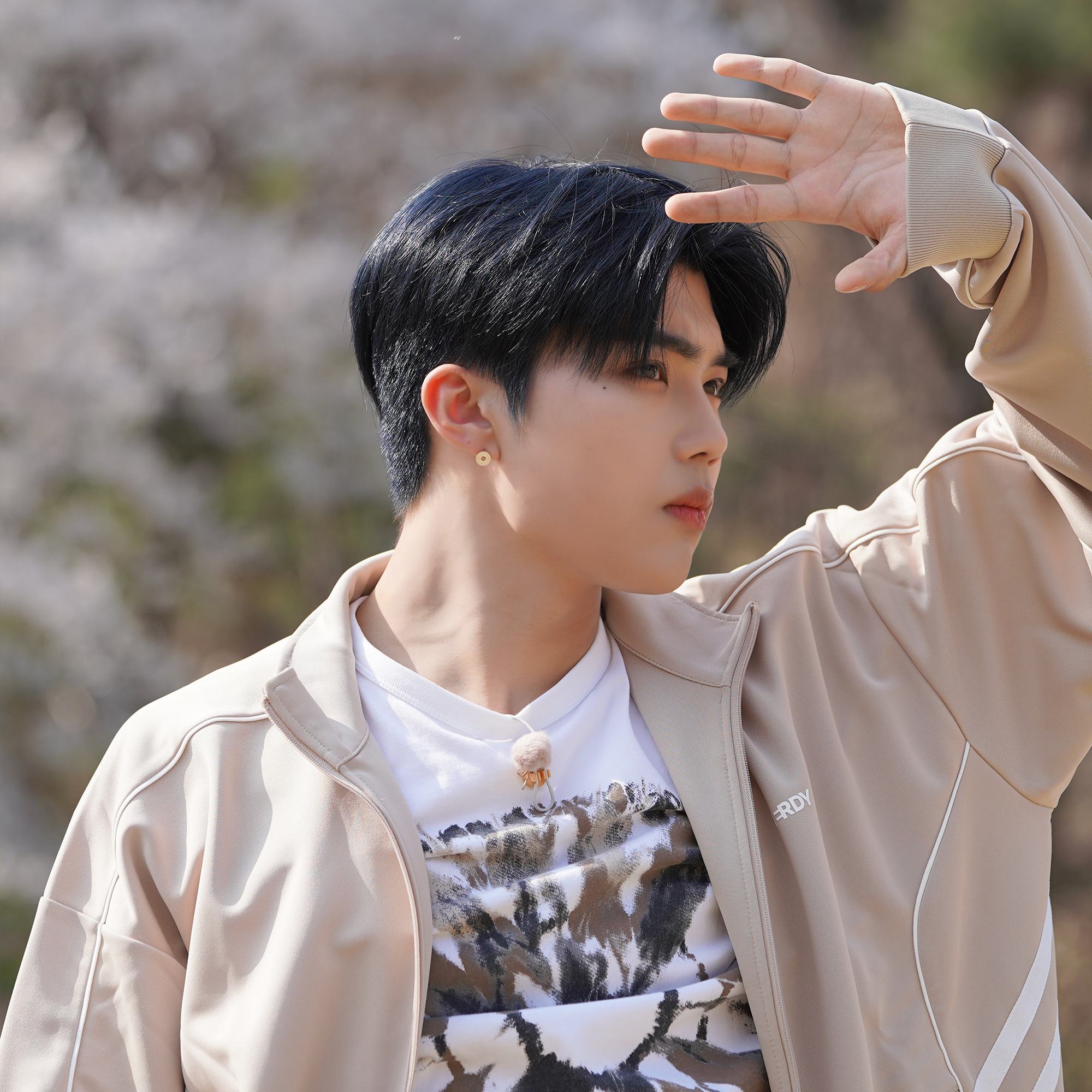 Recent activity shot of Park Gunwook (ZEROBASEONE)