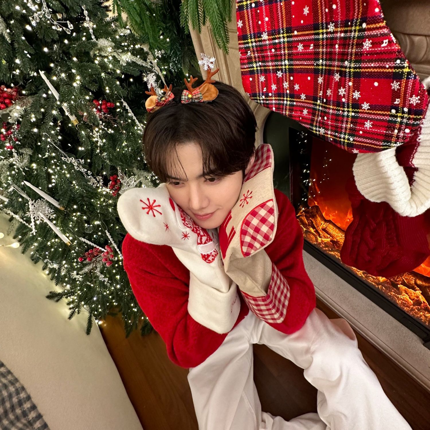 Behind-the-scenes cut of Minhee (CRAVITY)