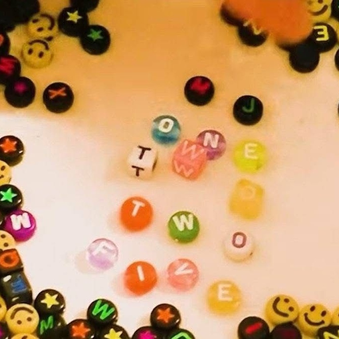 A moment captured by MJ (ASTRO)'s fan