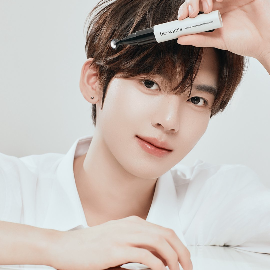 Latest photo of Han Yujin (ZEROBASEONE)