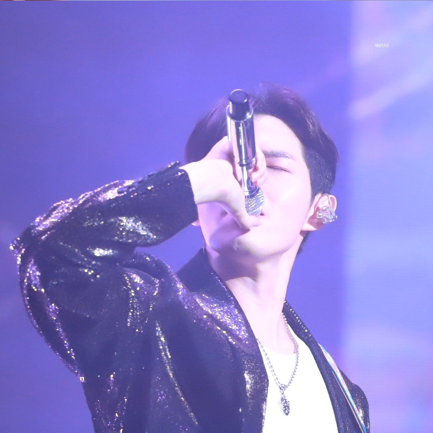 Recent activity shot of Kim Jaehwan
