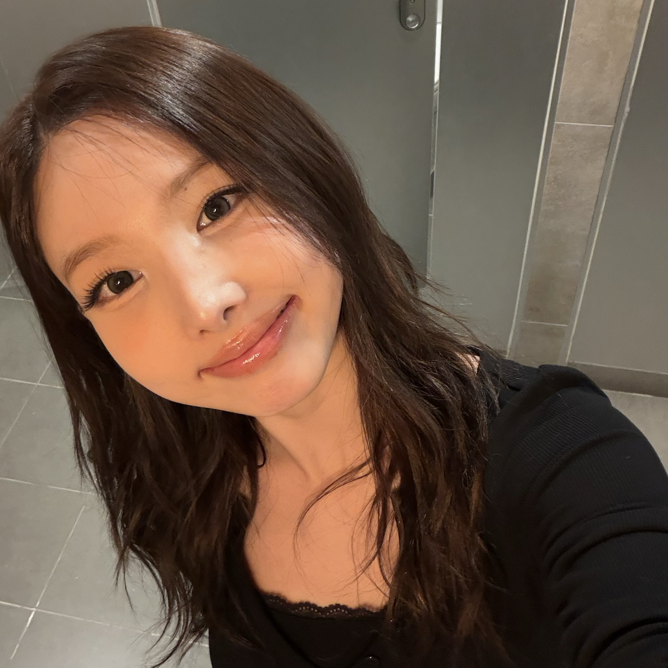 Potret di balik layar Nayeon (TWICE)