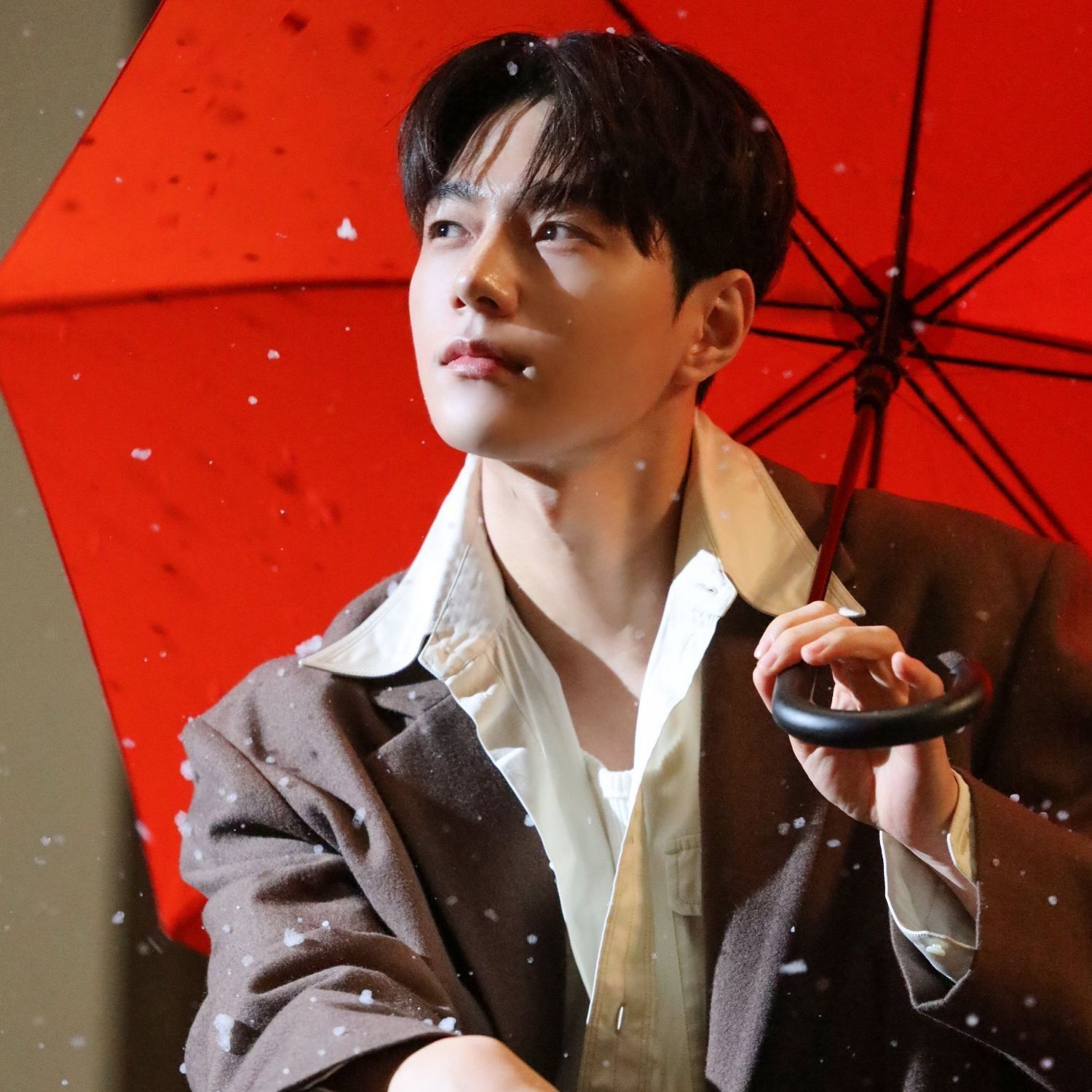 Recent activity shot of L (INFINITE)