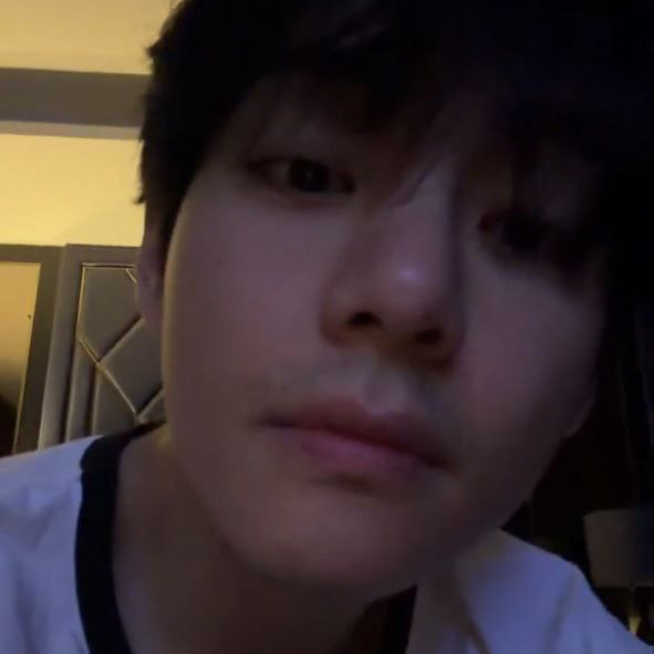 Recent activity shot of V (BTS)