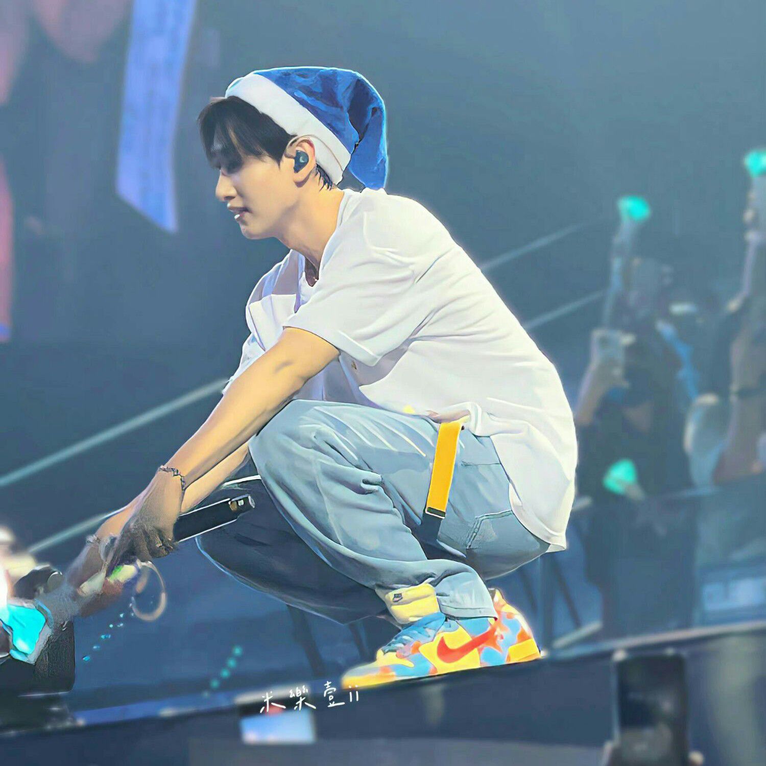 A moment captured by Eunhyuk (Super Junior)'s fan