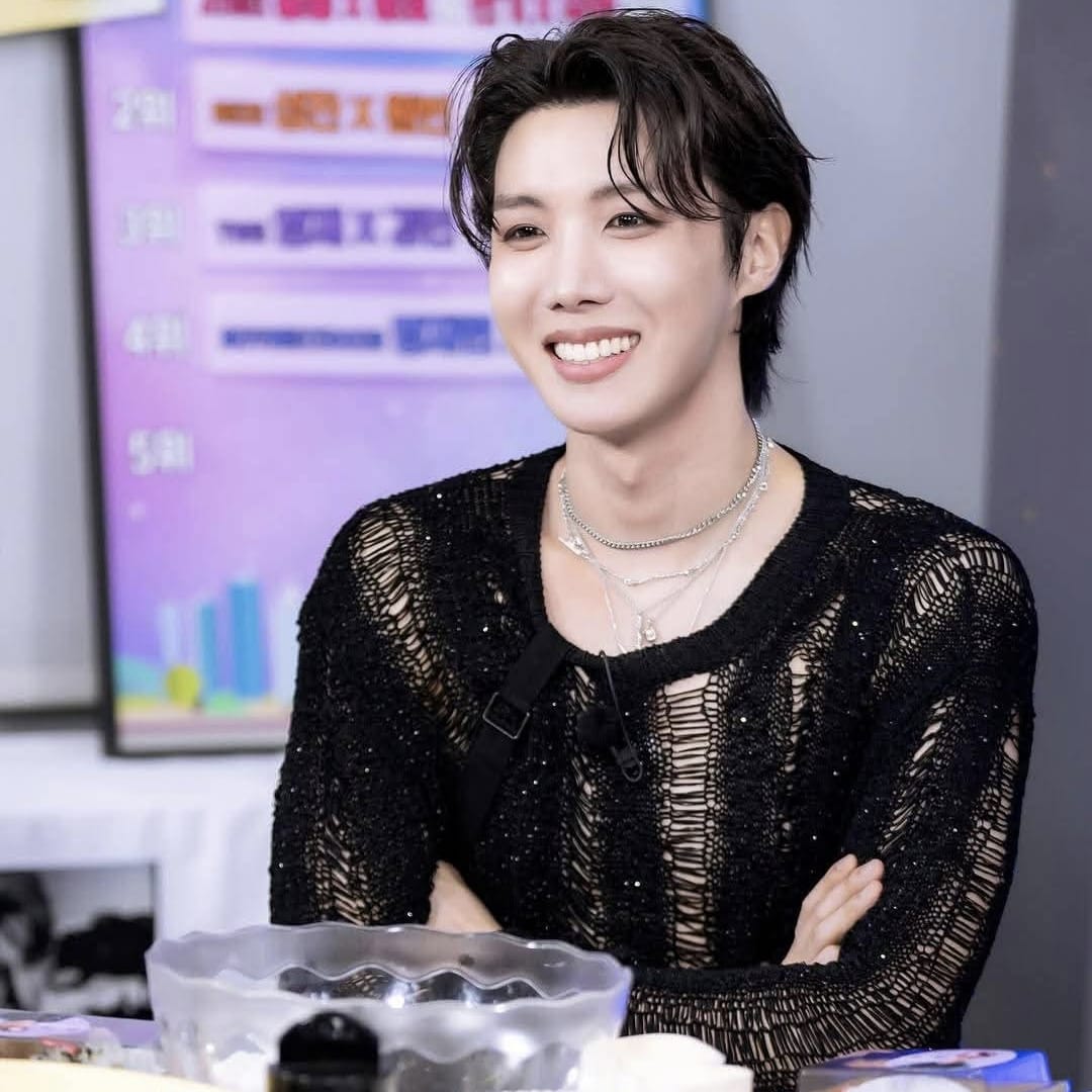 Behind-the-scenes cut of j-hope (BTS)