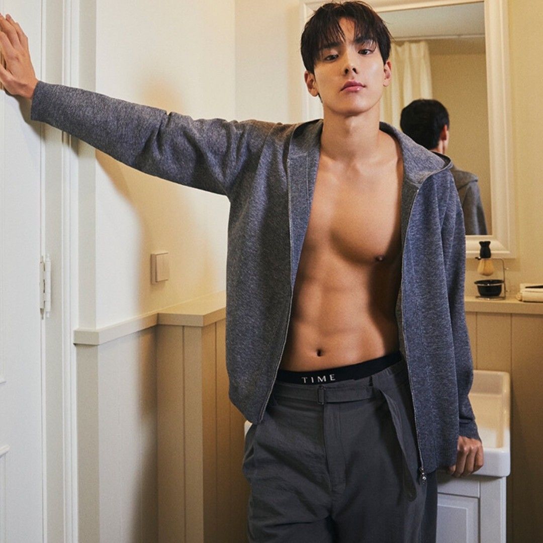 Foto terbaru Shownu (MONSTA X)