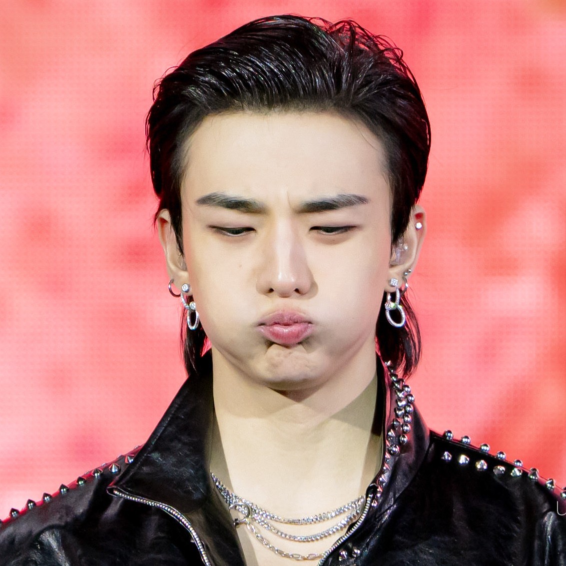 Behind-the-scenes cut of Hyunjin (Stray Kids)