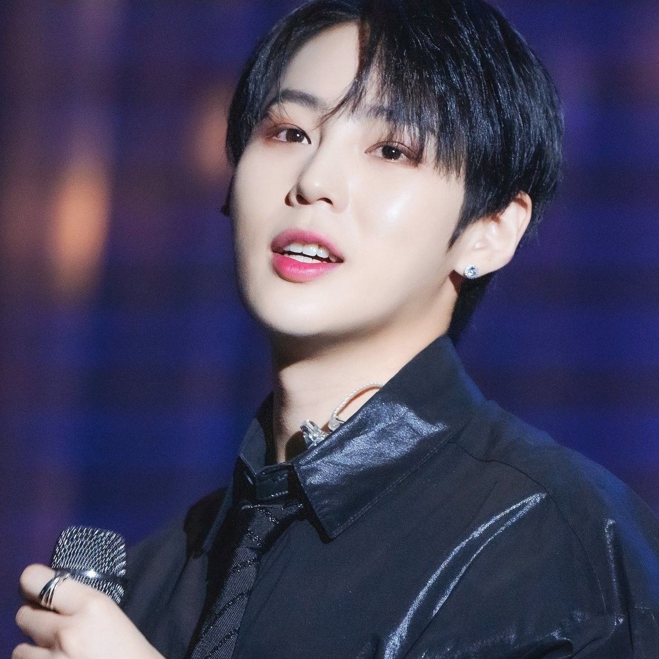 Behind-the-scenes cut of Ha Sungwoon